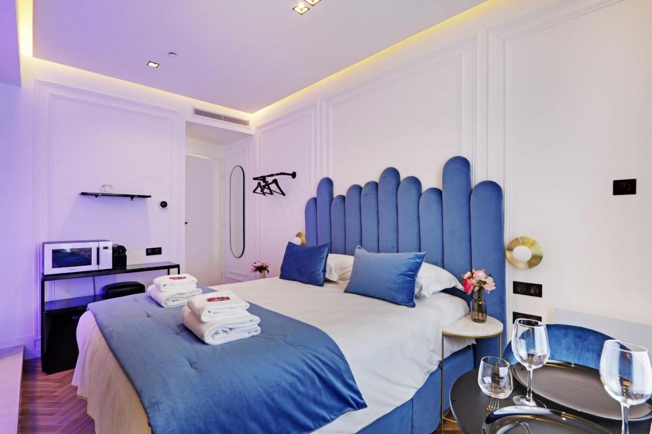 Private Suite With Jacuzzi - 2P - Rivoli ปารีส ภายนอก รูปภาพ